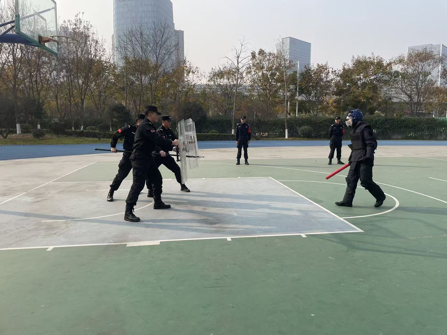 E:/25.12.10后 上傳網(wǎng)站留存/喜報！南京市保安服務有限公司建鄴分公司榮獲“校園最小應急單元技能競賽”一等獎/照片/ef12cf02b7bf17801f82f2d7cee6249a.jpgef12cf02b7bf17801f82f2d7cee6249a